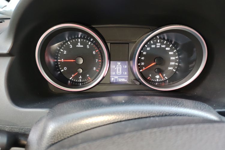 哈弗H6 2017款 红标 运动版 1.5T 自动两驱豪华型中控内饰15