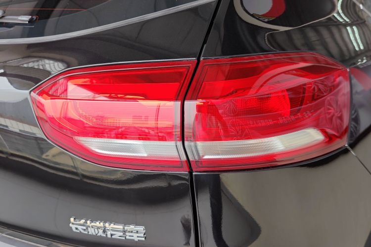 哈弗H6 2021款 1.5T 自动冠军版车身外观9