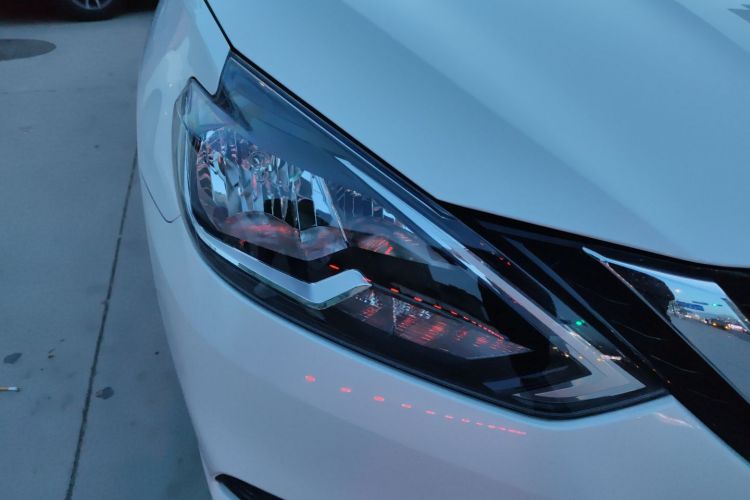 日产 轩逸 2021款 经典 1.6XL CVT豪华版车身外观8