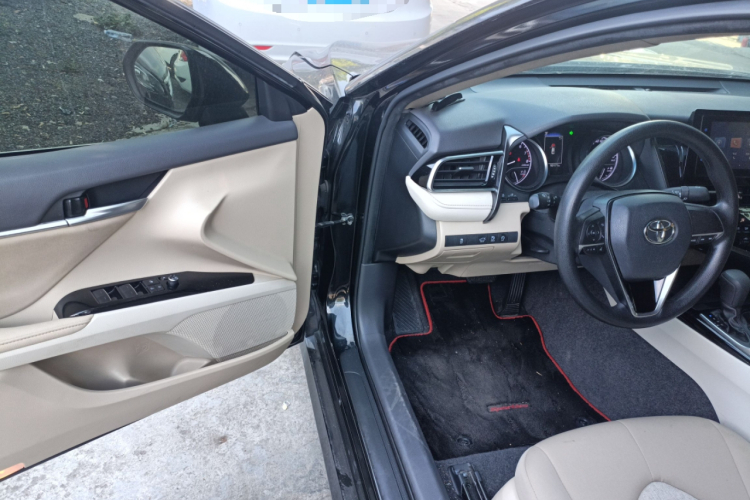 丰田 凯美瑞 2021款 2.0E 精英版中控内饰20