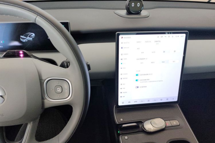 蔚来ET5 2024款 75kWh中控内饰16