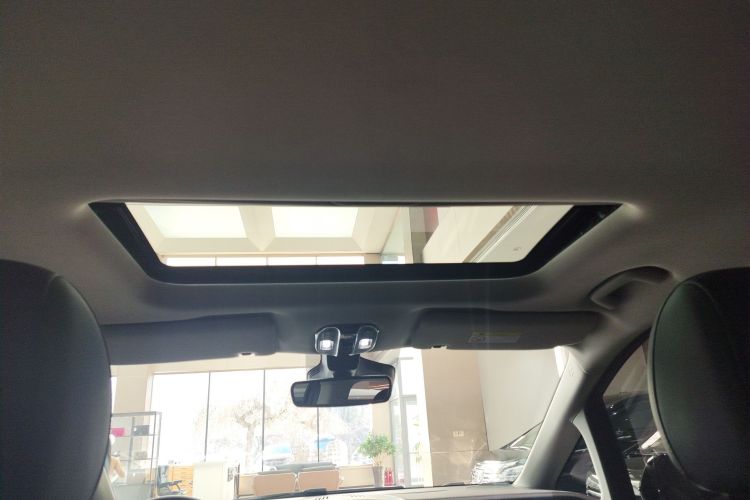 广汽传祺 传祺M8 2024款 大师系列 400T 至尊版中控内饰22