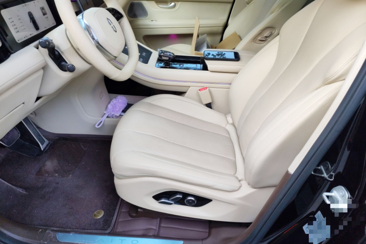 鸿蒙智行 问界M7 2024款 1.5T 智驾后驱Pro版 6座 三元锂电池中控内饰19