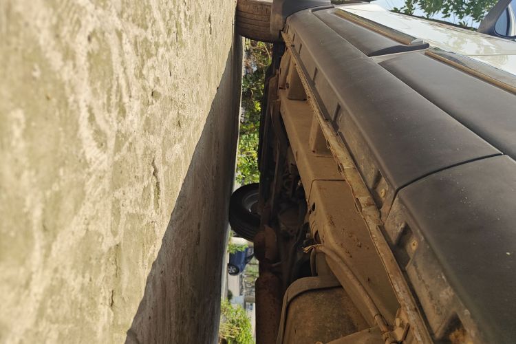 北汽幻速S3 2017款 1.5L 手动豪华型机舱底盘30