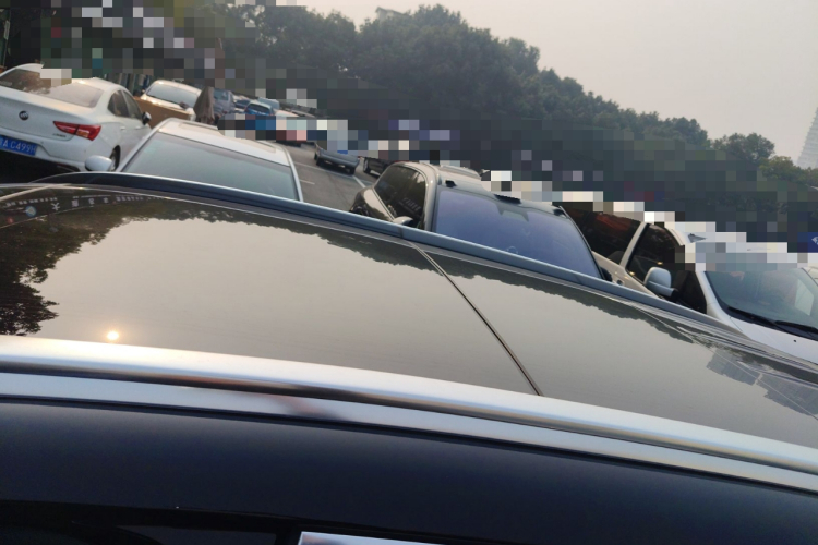 奔驰GLC 2022款 改款 GLC 300 L 4MATIC 动感型局部细节57