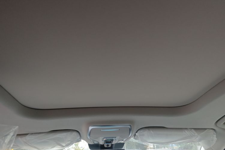 红旗HS7 PHEV 2025款 2.0T PHEV 四驱200万辆纪念版 6座局部细节22