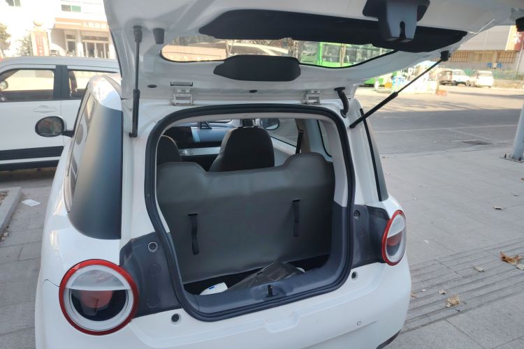 长安启源 长安Lumin 2022款 210km 香甜款机舱底盘23