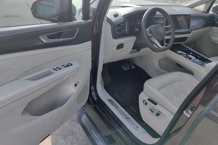 大众 威然 2022款 380TSI 尊贵版中控内饰20