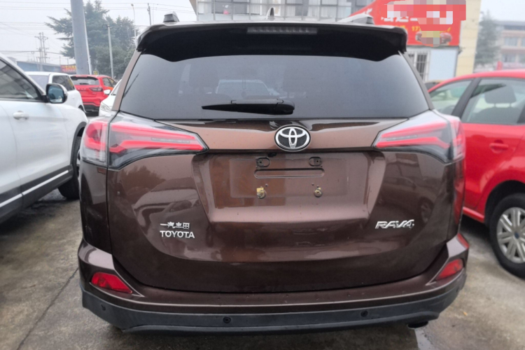 丰田 RAV4荣放 2016款 2.0L CVT两驱风尚版 国V车身外观6