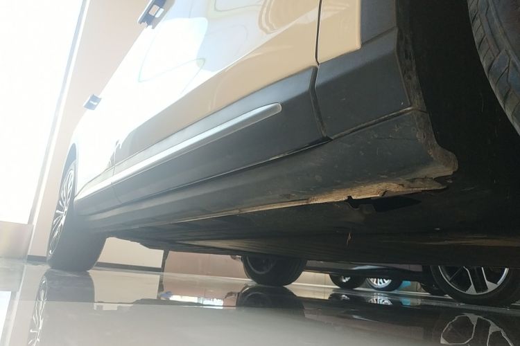 零跑汽车 零跑C11 2026款 增程 300激光雷达智尊版局部细节9001