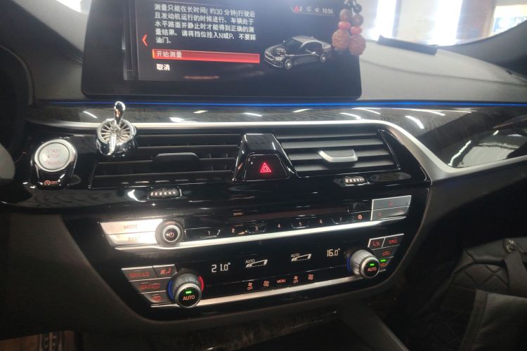 宝马5系 2018款 525Li M运动套装局部细节16