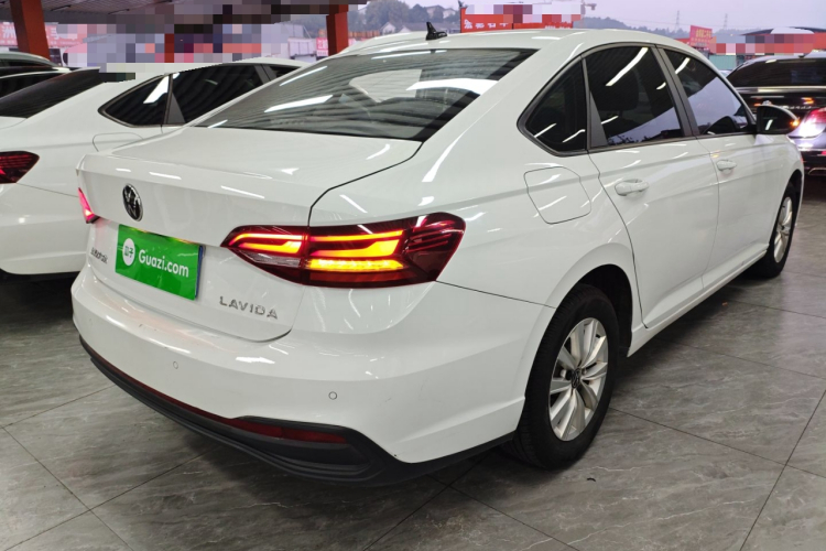 大众 朗逸 2023款 1.5L 自动得逸版车身外观7