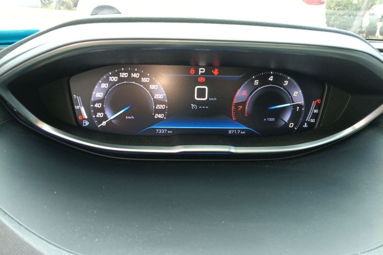 标致5008 2021款 360THP 5座实力版中控内饰14