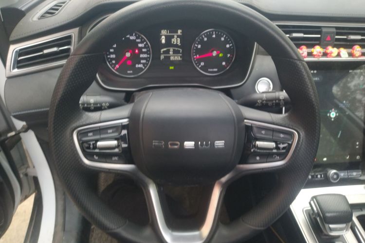 荣威RX5 2022款 330TGI 自动国潮版中控内饰13