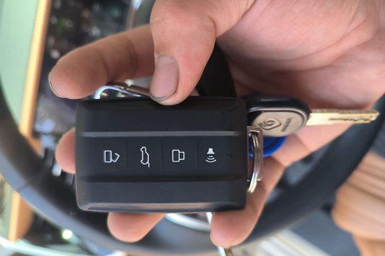 坦克500新能源 2023款 Hi4-T中控内饰7001