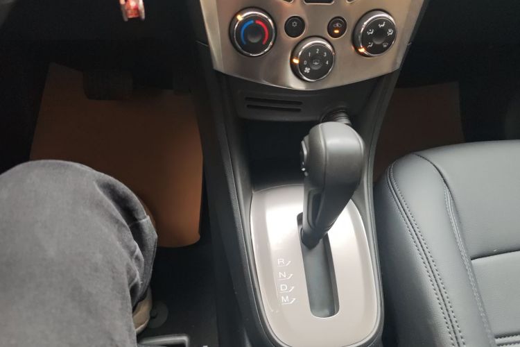 雪佛兰 创酷 2016款 1.4T 自动两驱舒适天窗版中控内饰18