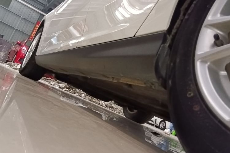 福特 福克斯 2017款 两厢 1.6L 自动风尚型智行版局部细节9002