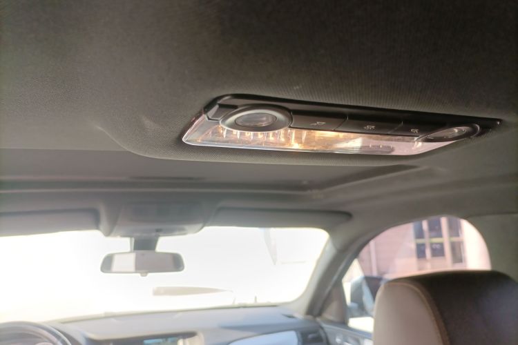 宝马X4 2016款 xDrive20i M运动型中控内饰22