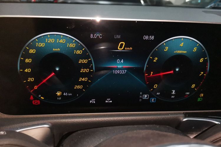 奔驰GLB 2020款 GLB 180 时尚型局部细节14