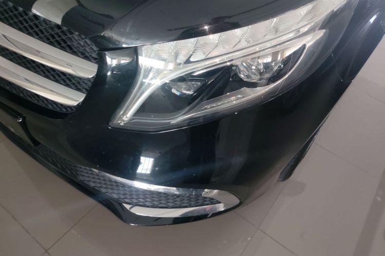 奔驰V级 2016款 V 260 领航版局部细节36