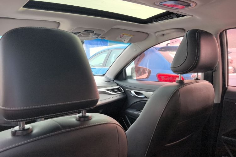 吉利汽车 帝豪 2019款 领军版 1.5L 手动向上互联型 国VI中控内饰22