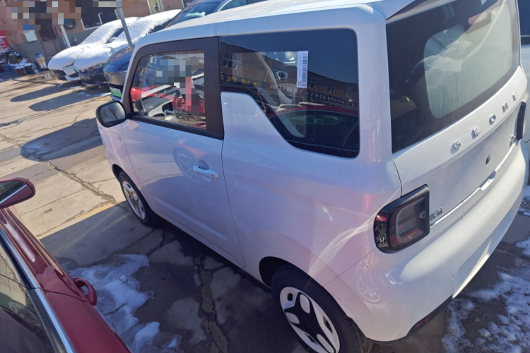 吉利银河 熊猫 2025款 210km 元气熊车身外观6003