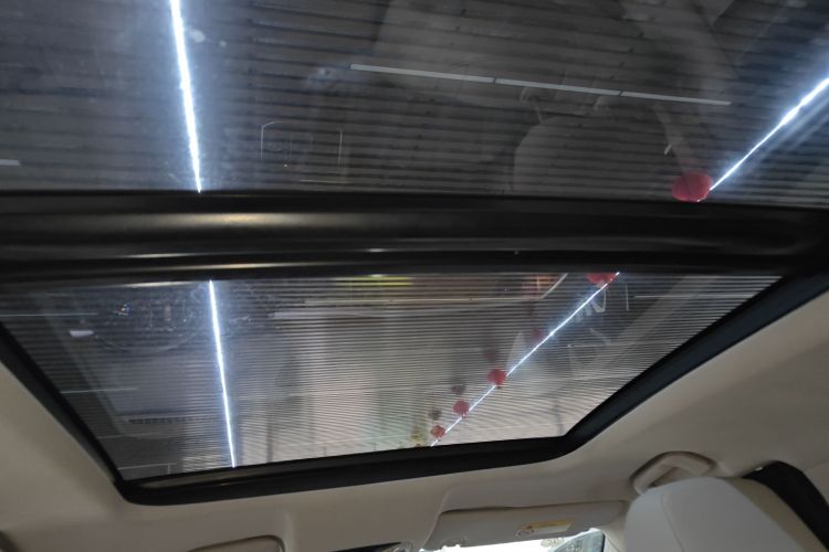 广汽传祺 传祺GS8 2017款 320T 两驱豪华智联版（七座）局部细节22