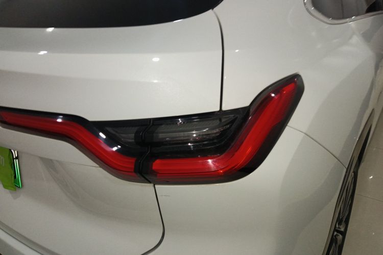 蔚来EC6 2020款 605KM 运动版车身外观9