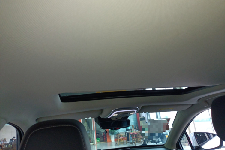 比亚迪 唐 2019款 2.0T 自动智联尊悦型 7座 国VI中控内饰22