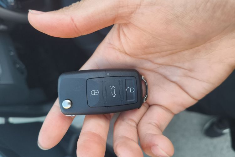 大众 帕萨特 2016款 330TSI DSG尊荣版中控内饰11