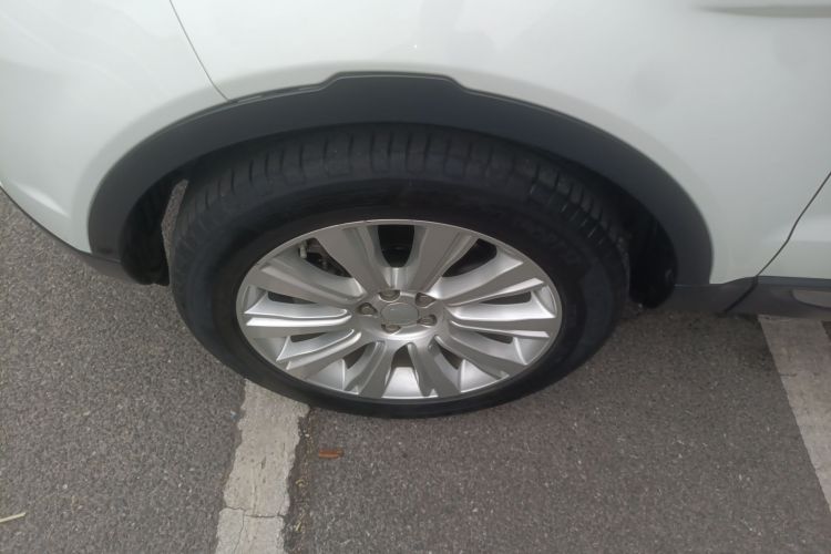 路虎 揽胜极光 2018款 240PS SE 智耀版车身外观6002