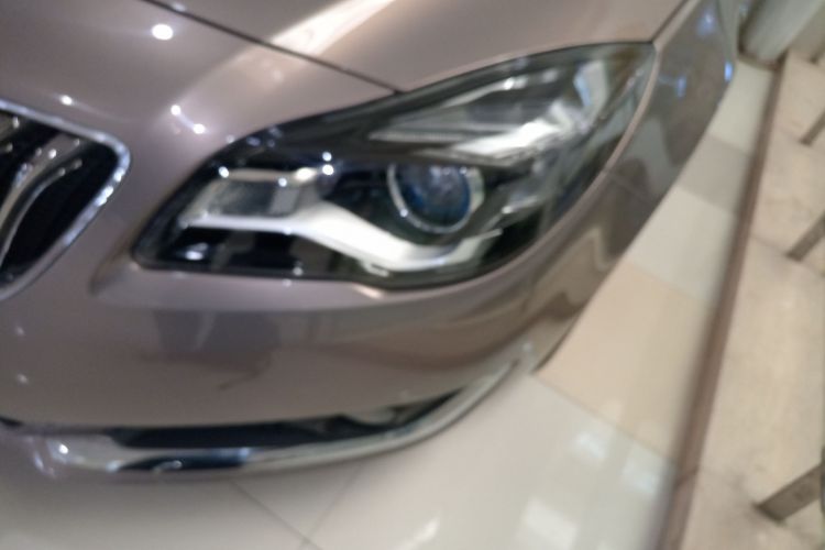 别克 君威 2015款 1.6T 精英技术型局部细节36