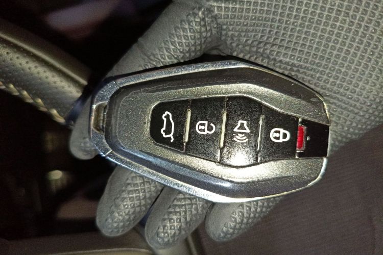 捷途X90 PLUS 2024款 1.6TD DCT别墅 5座中控内饰11