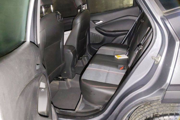 雪佛兰 创酷 2019款 Redline 325T 自动趣版 国VI中控内饰21