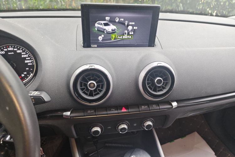 奥迪A3 2020款 Sportback 35 TFSI 时尚型 国VI中控内饰16