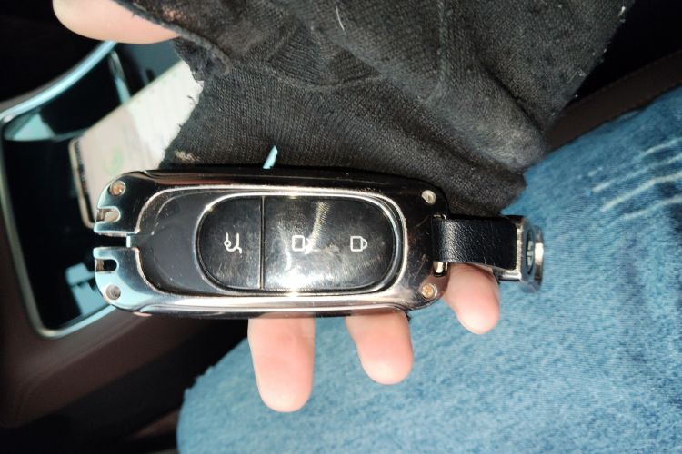 零跑汽车 零跑C11 2023款 增程 200舒享版中控内饰7001