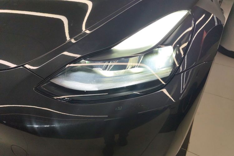 特斯拉 Model Y 2024款 长续航全轮驱动版局部细节36