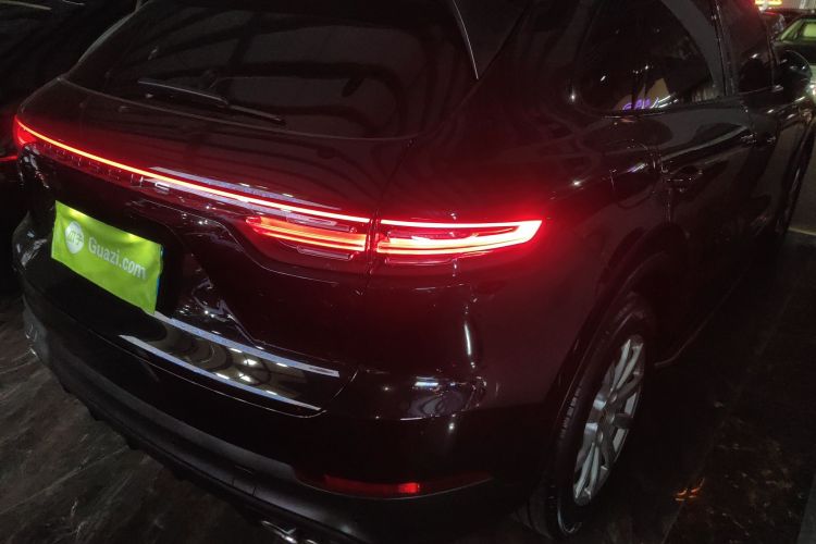 保时捷 2018款 Cayenne 3.0T车身外观9