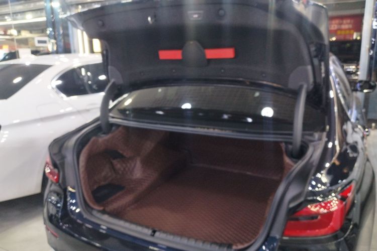 宝马5系 2022款 525Li 豪华套装局部细节23