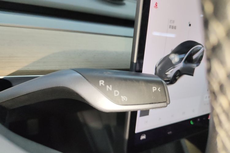 特斯拉 Model 3 2021款 标准续航后驱升级版局部细节18