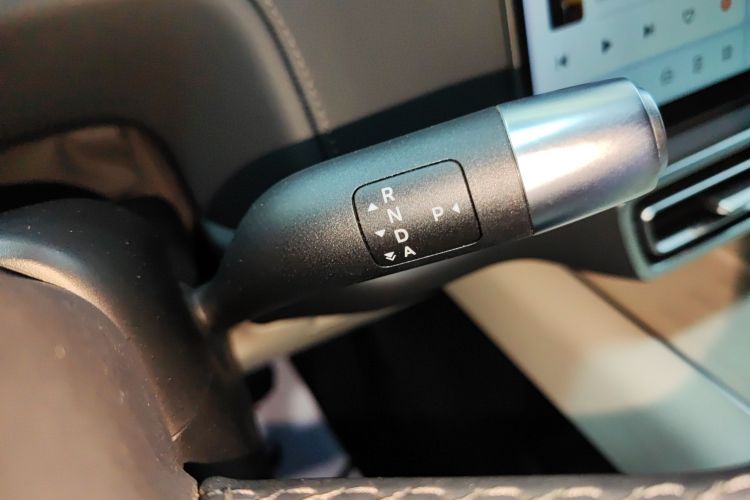 理想汽车 理想L9 2024款 Ultra局部细节18