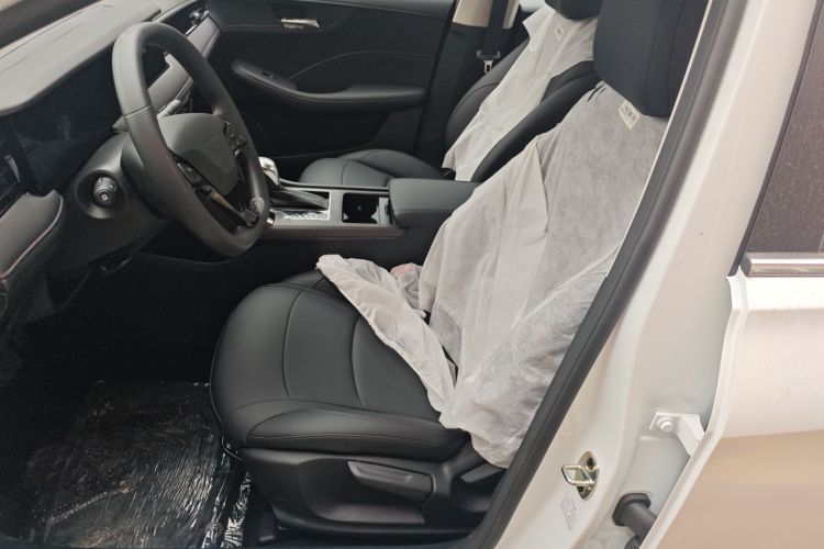 荣威i5 2023款 1.5L CVT豪华版中控内饰19