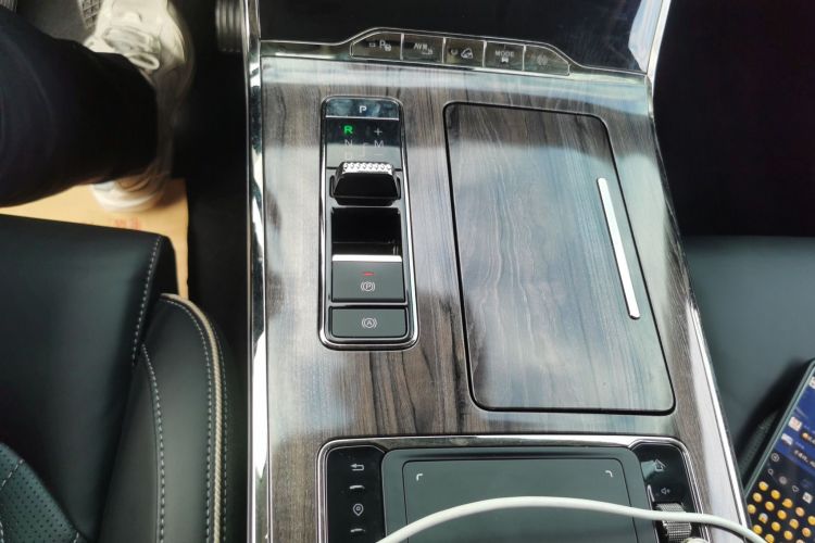 星途揽月 2021款 400T 四驱星尊Pro版 7座中控内饰18