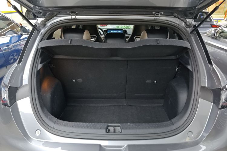 比亚迪 海豚 2023款 420km 时尚版机舱底盘23