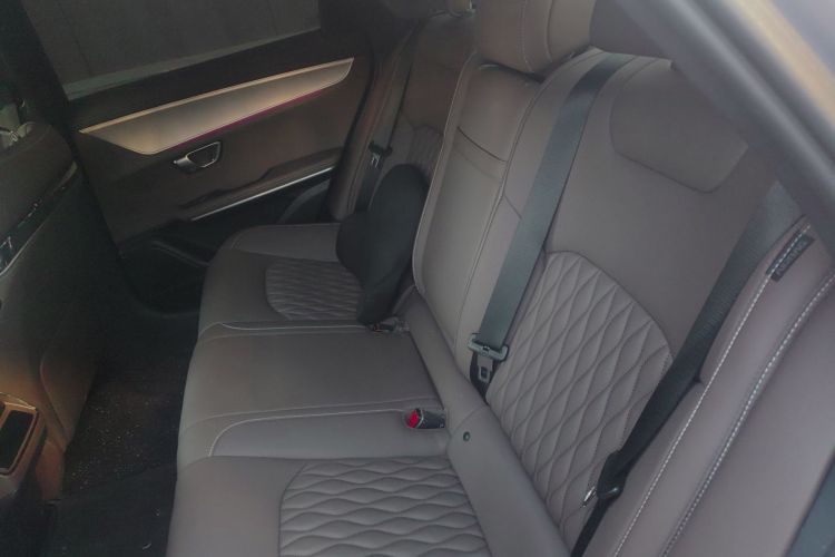 比亚迪 汉 2025款 DM-i 125KM精英型中控内饰21