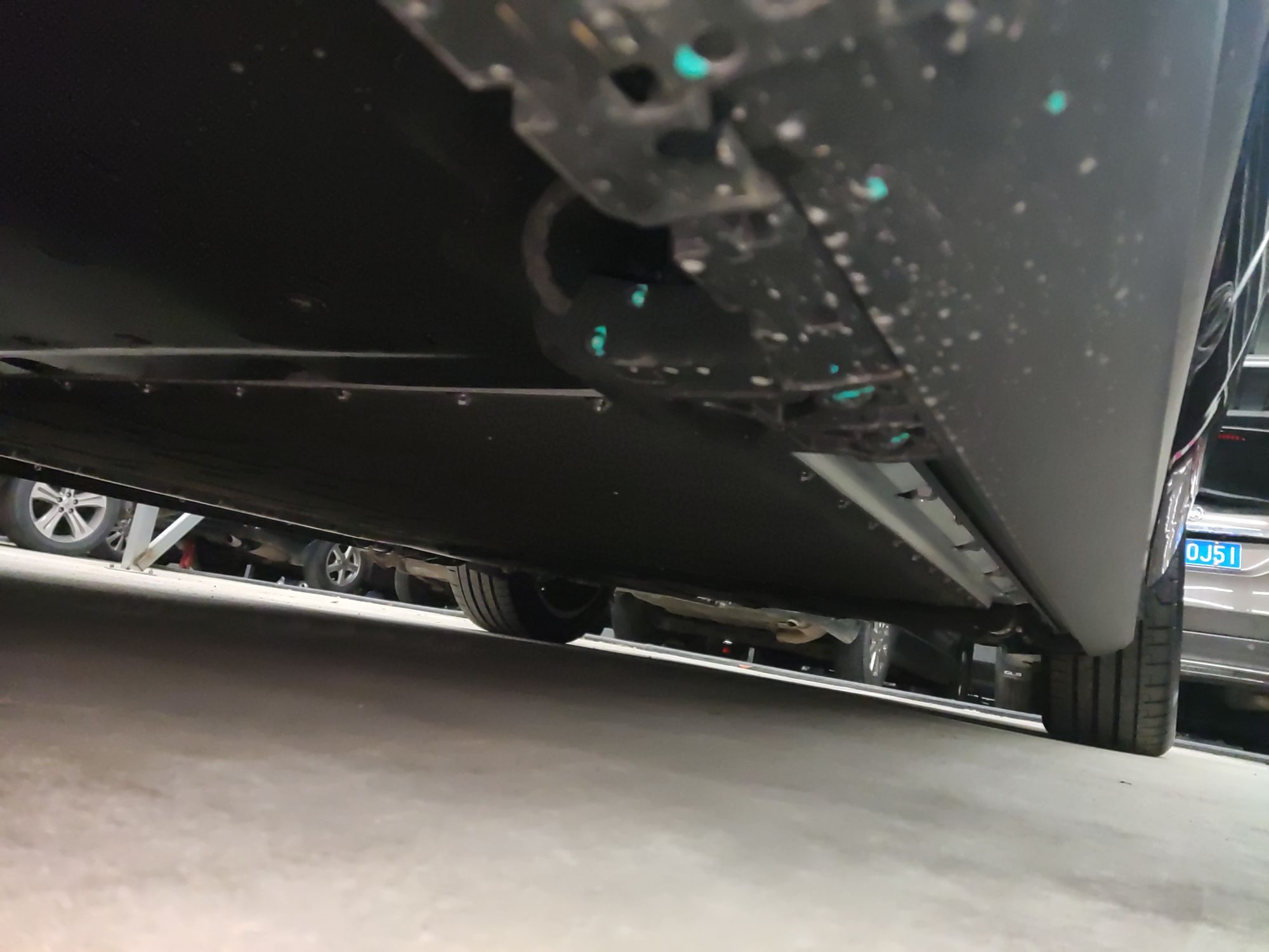 鸿蒙智行 问界M9 2025款 增程 Ultra版 52kWh 6座版