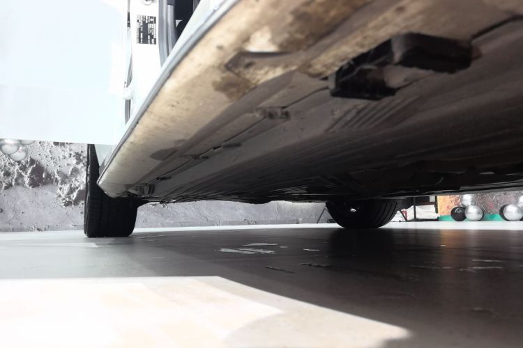 奔驰C级 2022款 改款 C 200 L 运动版局部细节9001