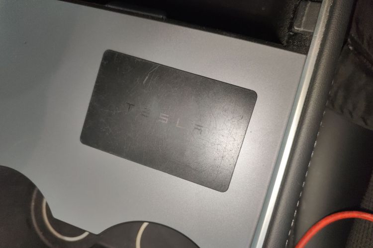 特斯拉 Model Y 2024款 后轮驱动版中控内饰11