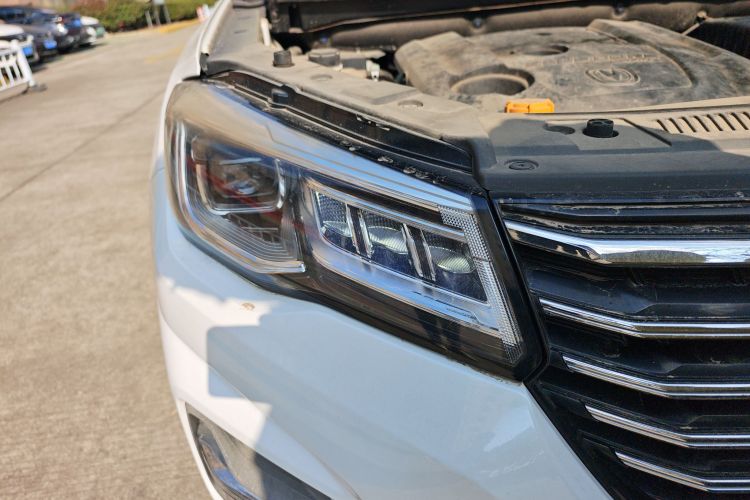 长安CS75 2020款 280T 手动智惠型 国VI车身外观8