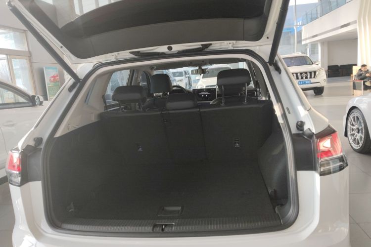 大众 探岳 2025款 众享款 300TSI机舱底盘23